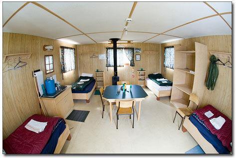 Peterson'S Point Lake Lodge Yellowknife Room photo